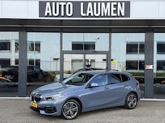 BMW 1-serie - 116i 5-Deurs Automaat Sport Line Stormbay Shadow Virtual navi DAB Carplay Leder Stof Sport