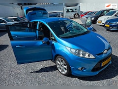 Ford Fiesta - 1.4 Trend SPORT ZEER NETJES