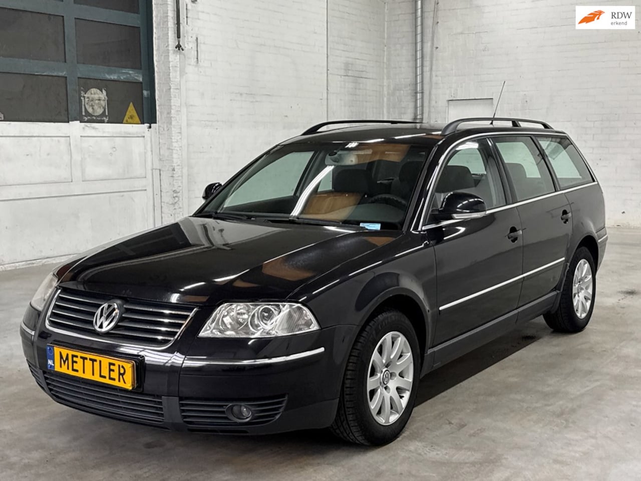 Volkswagen Passat Variant - 2.0-20V Athene | Airco | Trekhaak - AutoWereld.nl