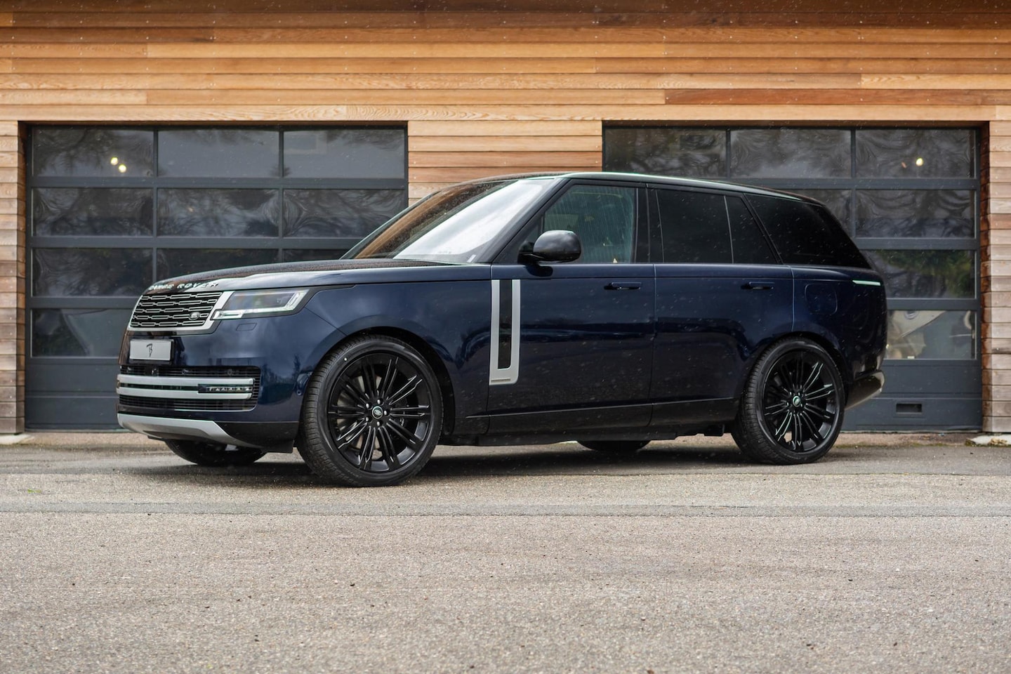 Land Rover Range Rover - 3.0 P510e Autobiography PHEV - AutoWereld.nl