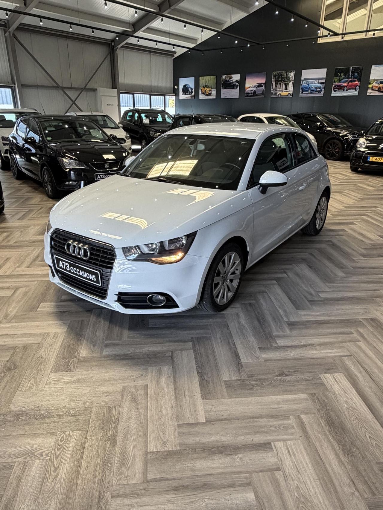 Audi A1 - 1.2 TFSI Ambition CRUISE,STOELVERWARMING,NAVIGATIE - AutoWereld.nl
