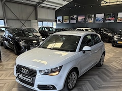 Audi A1 - 1.2 TFSI Ambition CRUISE, STOELVERWARMING, NAVIGATIE