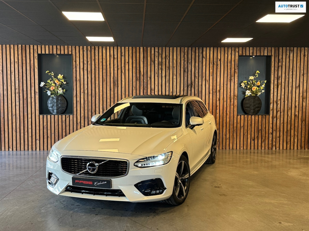 Volvo V90 - T6 Polestar l 360 camera l HUD l Luchtvering l Bowers l Memory - AutoWereld.nl