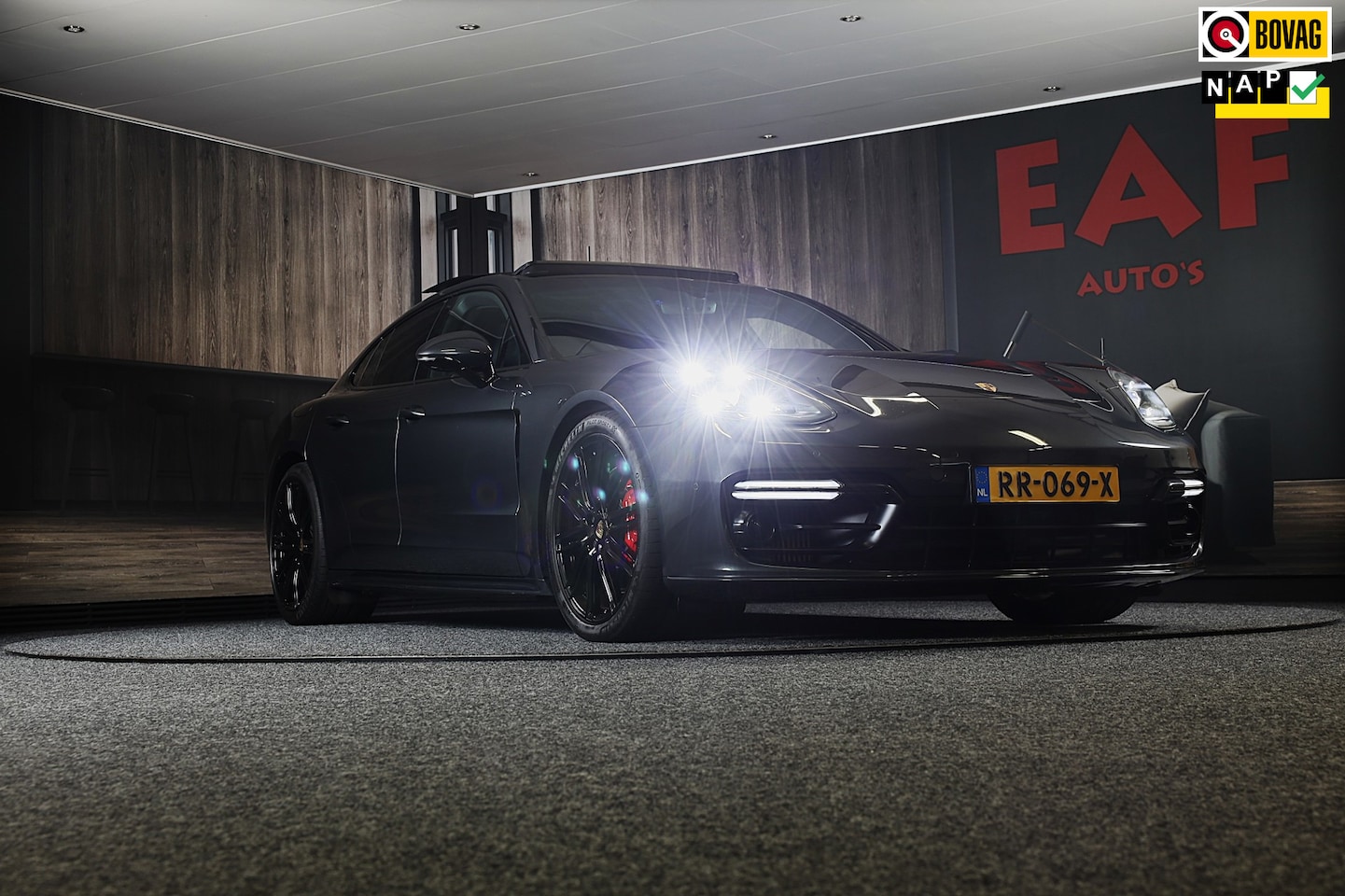 Porsche Panamera - 2.9 4 E-Hybrid / Acc / Lane Assist / Leder / Sport Chrono / Leder / Bose / Memory / Carbon - AutoWereld.nl
