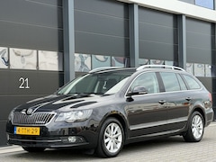 Skoda Superb - 1.6 TDI Xenon Navi Clima PDC