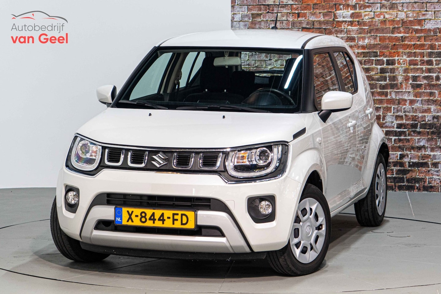 Suzuki Ignis - 1.2 Smart Hybrid Comfort I Trekhaak I Airco - AutoWereld.nl