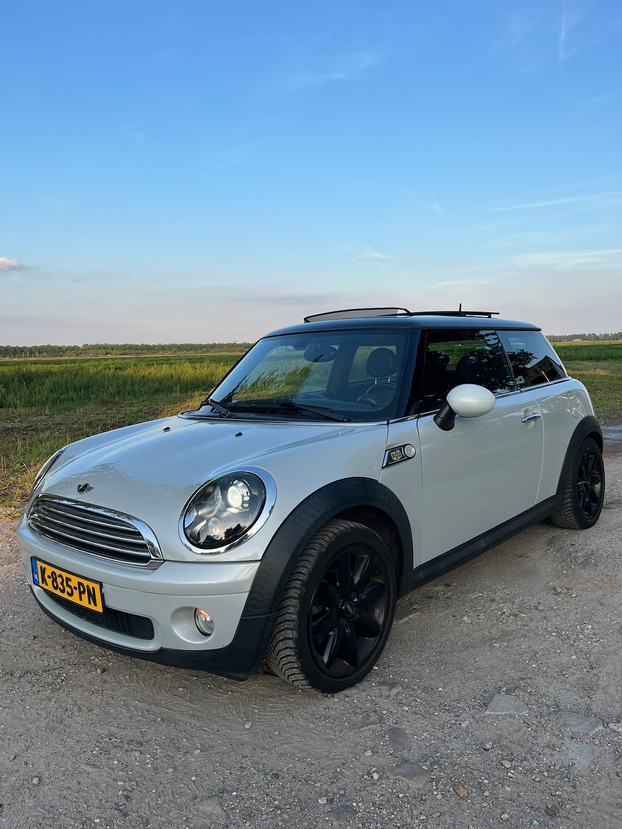 MINI 3-Deurs - 1.6 Cooper Camden | Pano | Stoelverw. | Leder | H&K | Park. sensoren | Allseasons | Historie | - AutoWereld.nl