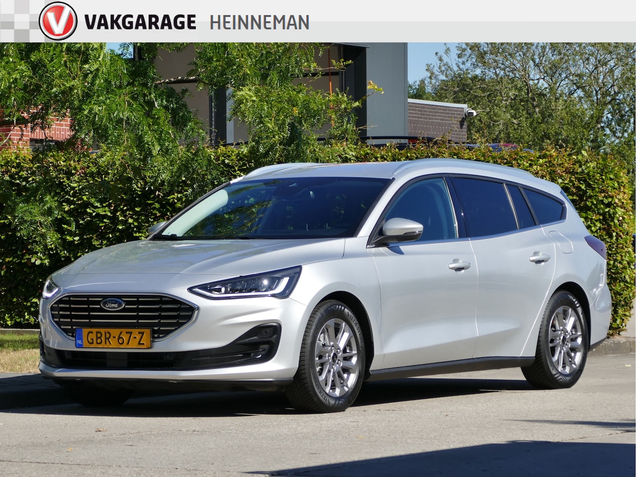 Ford Focus Wagon - 1.0 EcoBoost Hybrid Titanium AUTOMAAT | LED koplampen | navigatie | Apple Carplay/Android - AutoWereld.nl