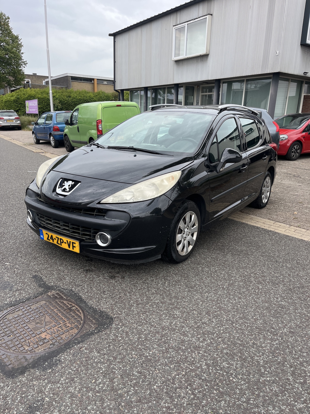 Peugeot 207 SW - 1.4 VTi XS Airco,Panorama dak. Goed rijdende SW met een Apk keuring t/m 08-03-2026 - AutoWereld.nl