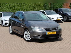 SEAT Leon ST - 1.2 TSI Style First Edition / Leer&Alcantara / Navigatie / Parkeerhulp V+A / 17'' / Sports