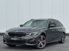 BMW 3-serie Touring - 330e xDrive 292pk M-Sport Dravit Pano Trekhaak Carbon
