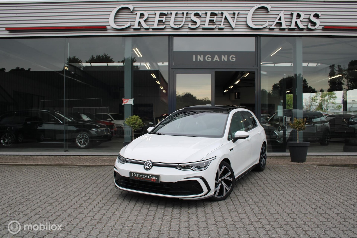 Volkswagen Golf - 1.5 eTSI R-Line Business 1.5 eTSI R-Line Business+ - AutoWereld.nl