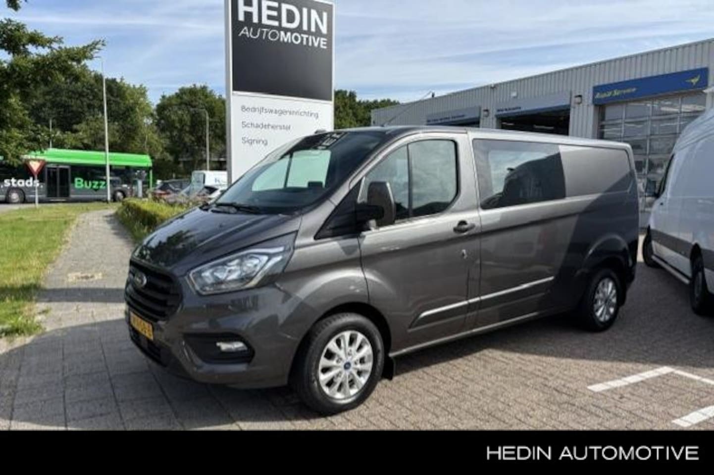 Ford Transit Custom - 300 2.0 TDCI L2H1 Limited Dubbel Cabine - AutoWereld.nl