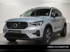 Volvo XC40 - B4 Plus Dark 197pk | 2.000 kg trekgewicht | Stoelen elektrisch + Geheugen | Panoramadak |