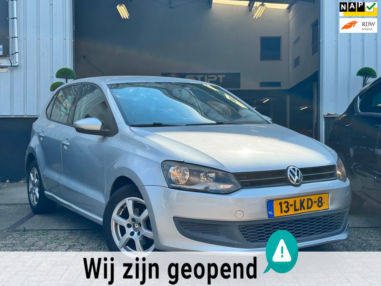 Volkswagen Polo - | 1.4-16V | AUTOMAAT | 5 DRS | AIRCO | 4X ELEK. RAMEN | CARPLAY | APK | ORIG. NL | - AutoWereld.nl