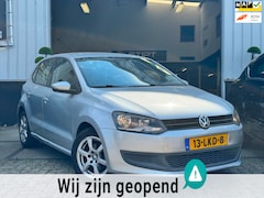 Volkswagen Polo - | 1.4-16V | AUTOMAAT | 5 DRS | AIRCO | 4X ELEK. RAMEN | CARPLAY | APK | ORIG. NL |