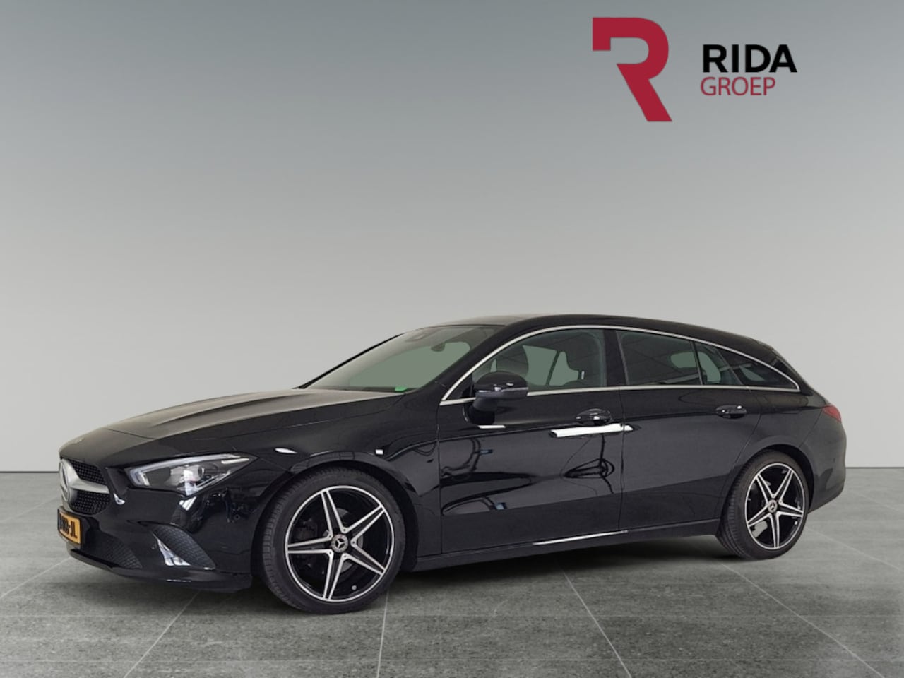 Mercedes-Benz CLA-klasse Shooting Brake - 180 Business Sol. | Panoramadak | Stoelverwarming | - AutoWereld.nl