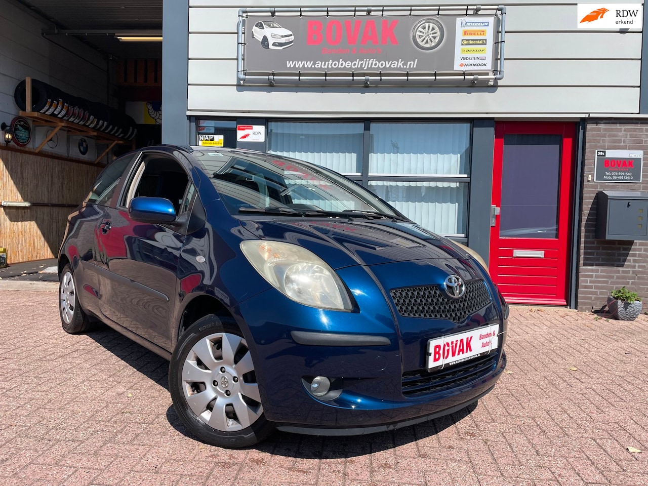Toyota Yaris - 1.3 VVTi Terra 1.3 VVTi Terra blue - AutoWereld.nl