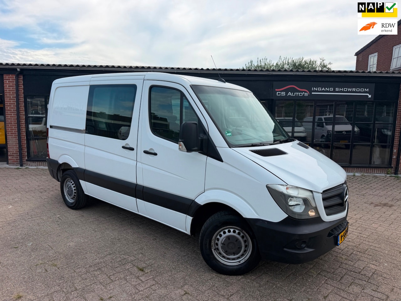 Mercedes-Benz Sprinter - 2.2 CDI |114pk|automaat|dubbel cabine|2017|euro6|airco|navi|cruise.control|marge - AutoWereld.nl