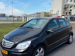 Mercedes-Benz B-klasse - 170 Nap, Automaat, Lees tekst