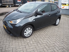 Toyota Aygo - 1.0 VVT-i x-fun