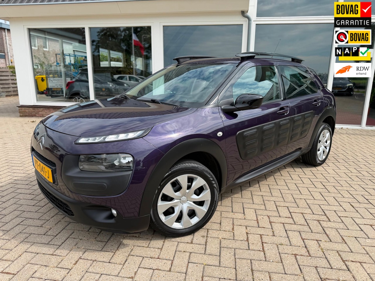 Citroën C4 Cactus - 1.2/ Airo/ Navi/ Parkeer SE/ Bluetooth/ Nieuw riem 92000KM - AutoWereld.nl