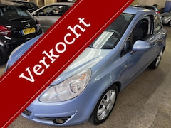 Opel Corsa - 1.4-16V Cosmo AUTOMAAT