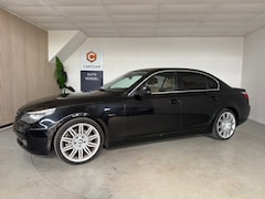 BMW 5-serie - 520i Business Edition Airco, Lederen bekleding, Navigatie, Automaat, LMV, Cruise control