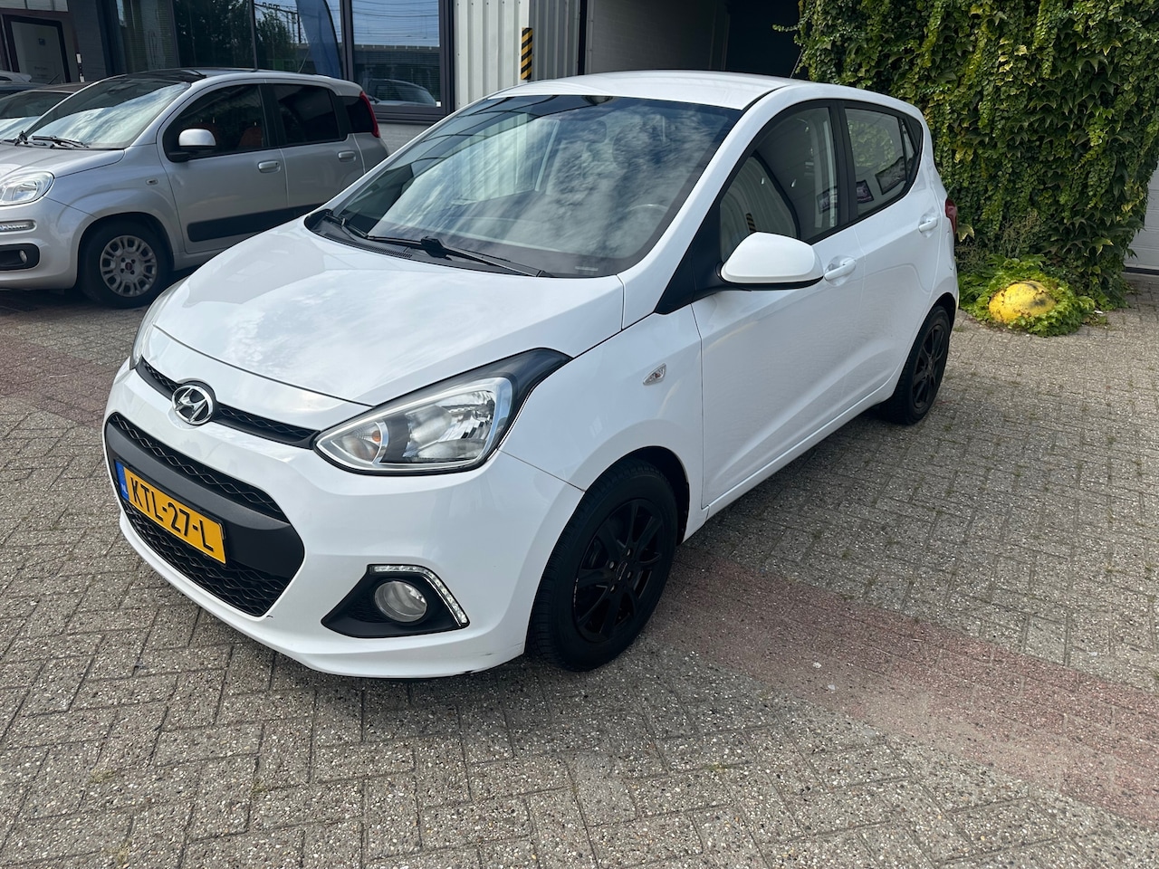 Hyundai i10 - 1.0i i-Motion Comfort 1.0i i-Motion Comfort - AutoWereld.nl
