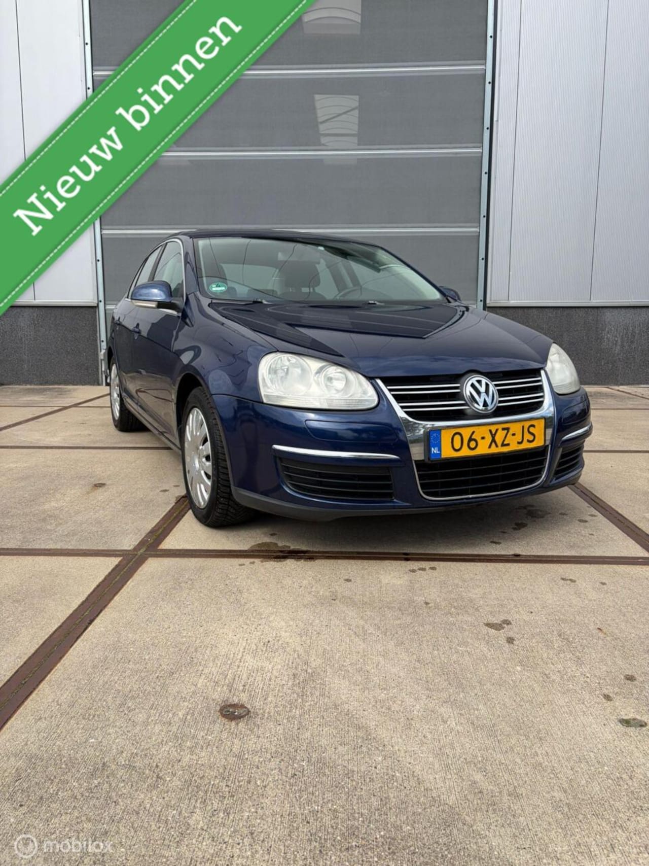 Volkswagen Jetta - 1.6 FSI Sportline Apple carplay - AutoWereld.nl