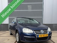 Volkswagen Jetta - 1.6 FSI Sportline Apple carplay