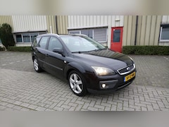 Ford Focus Wagon - 2.0-16V Rally Edition met Nieuwe Apk