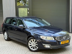 Volvo V70 - 2.0 T4 Polar+ Leer l Pano l Trekhaak