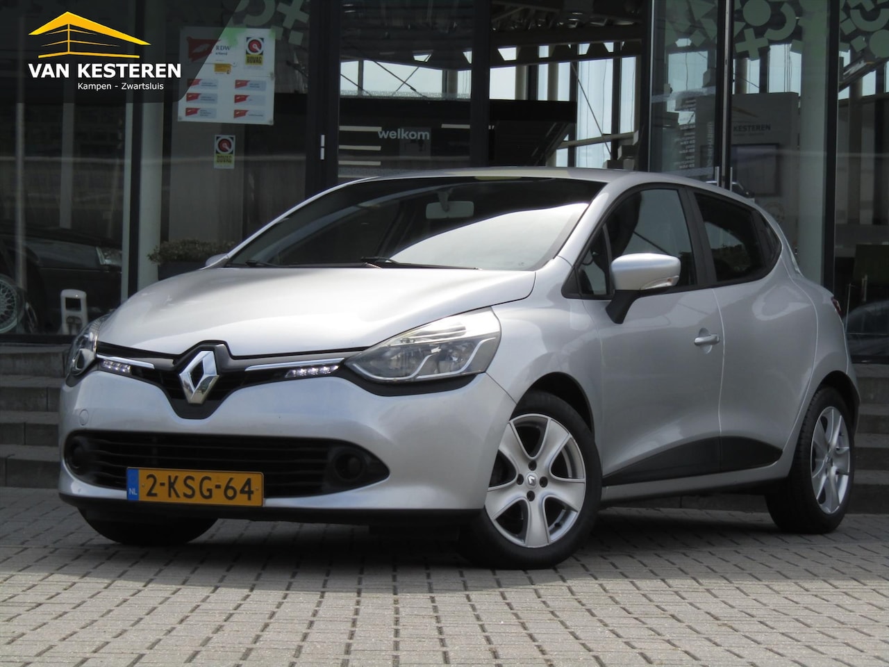 Renault Clio - TCe 90pk Expression / Airco / Navigatie / Cruise-Control / Compleet dealer O.H. - AutoWereld.nl