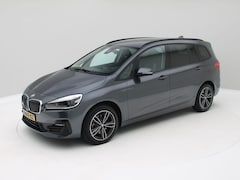 BMW 2-serie Gran Tourer - 218i Executive Edition / 7p. / Automaat / Trekhaak / Sport / Origineel NL