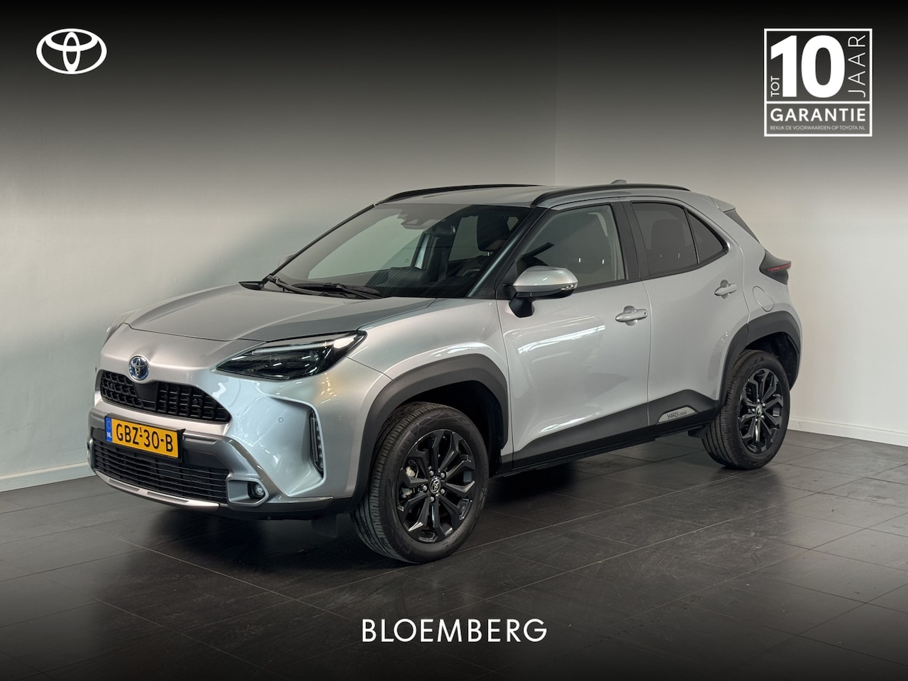 Toyota Yaris Cross - 1.5 Hybrid Explore | Stoelverwarming | Parkeersensoren voor & achter | CarPlay | - AutoWereld.nl