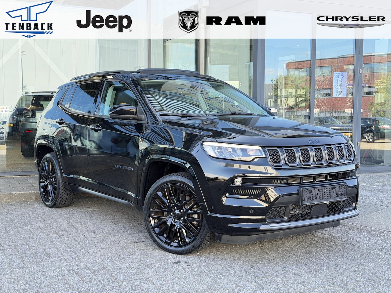Jeep Compass - 4xe 240 Plug-in Hybrid Electric S dealer onderhouden - AutoWereld.nl