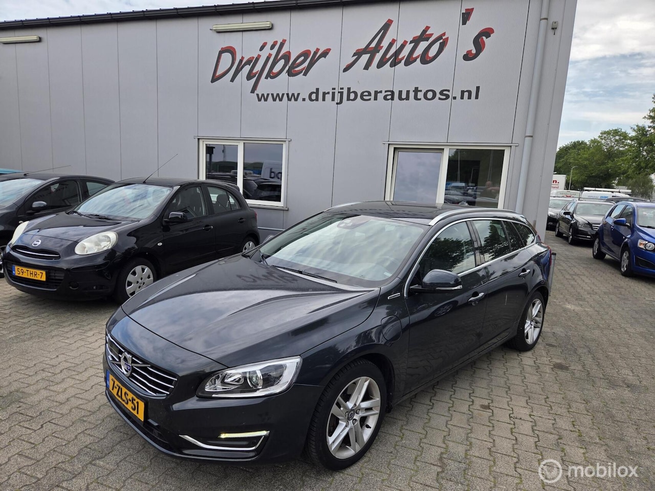 Volvo V60 - 2.4 D6 AWD Plug-In Hybrid Summum 2.4 D6 AWD Plug-In Hybrid Summum - AutoWereld.nl