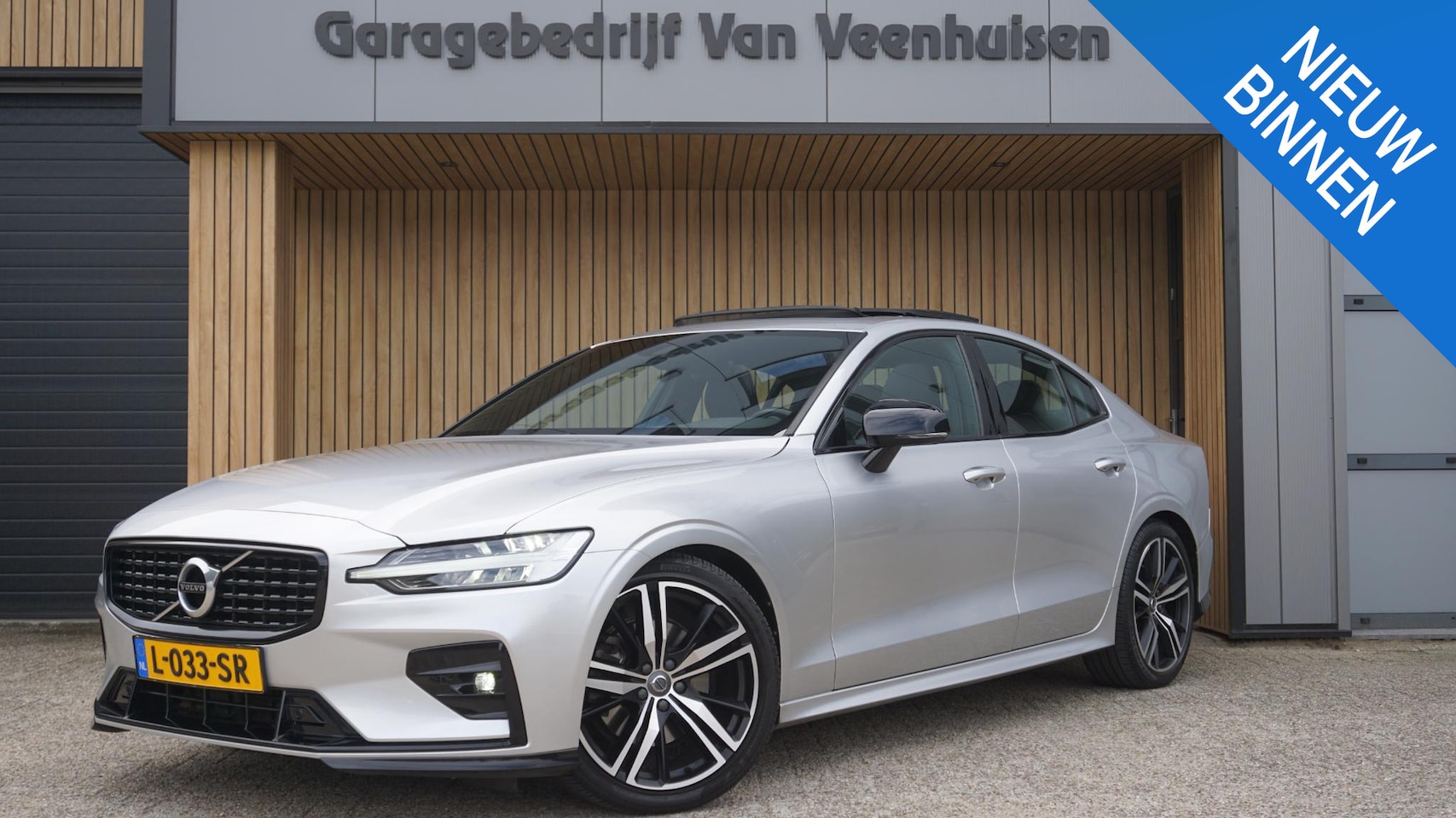 Volvo S60 - 2.0 163pk B3 R-Design & Style-Pack Pano.Dak *Black Style* Leder ACC Virtual Cockpit BLIS S - AutoWereld.nl