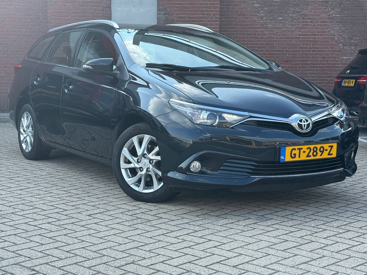 Toyota Auris Touring Sports - 1.2T Aspiration|AUTOMAAT|NAVI|CRUISE|CAMERA|TREKHAAK |NAP - AutoWereld.nl