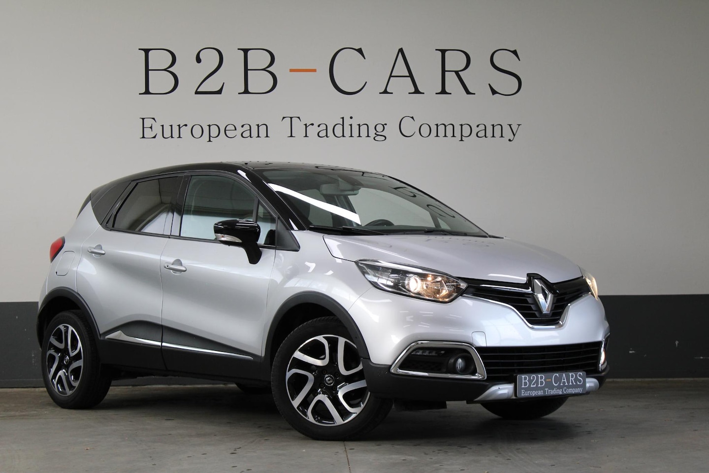 Renault Captur - 1.5 dCi Dynamique | Navi | Trekhaak | Camera - AutoWereld.nl