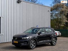 Volvo XC40 - B4 Inscription | 2.0 viercilinder | Trekhaak | ACC | Dealerhist