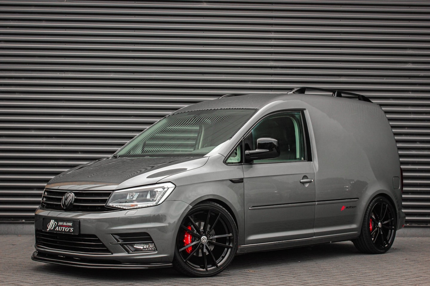 Volkswagen Caddy - 2.0 TDI L1H1 BMT 189PK JB EDITION / FULL OPTIONS / R-LINE/ ELEK-PAKKET / NAVIGATIE / MF-ST - AutoWereld.nl