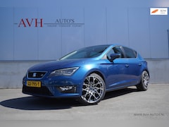 SEAT Leon - 2.0 TDI FR Connect DSG Automaat