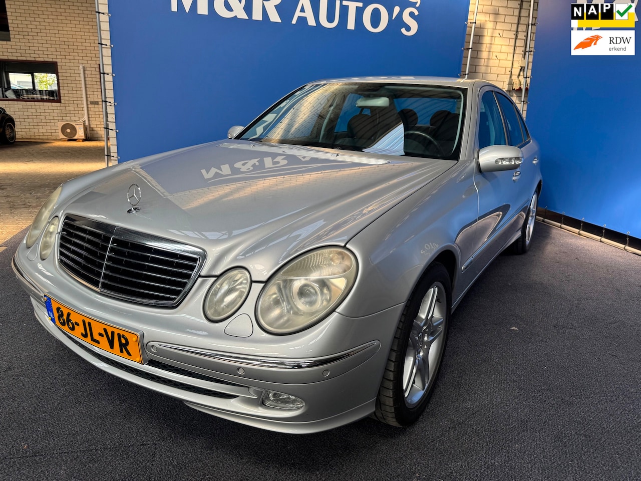 Mercedes-Benz E-klasse - 240 Avantgarde Automaat - AutoWereld.nl
