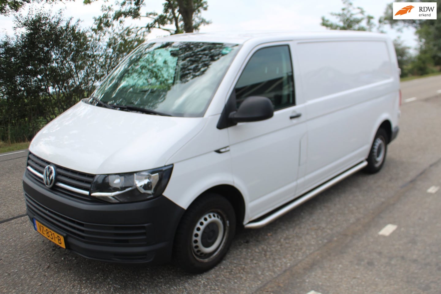 Volkswagen Transporter - 2.0 TDI L2 // airco /cruise / 3-pers // - AutoWereld.nl