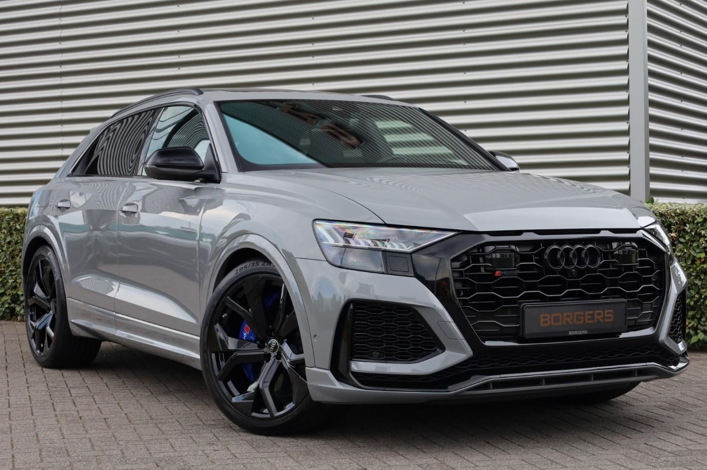 Audi RSQ8 - Nardogrijs l Dynamic+ l Trekhaak l Garantie 2028 - AutoWereld.nl