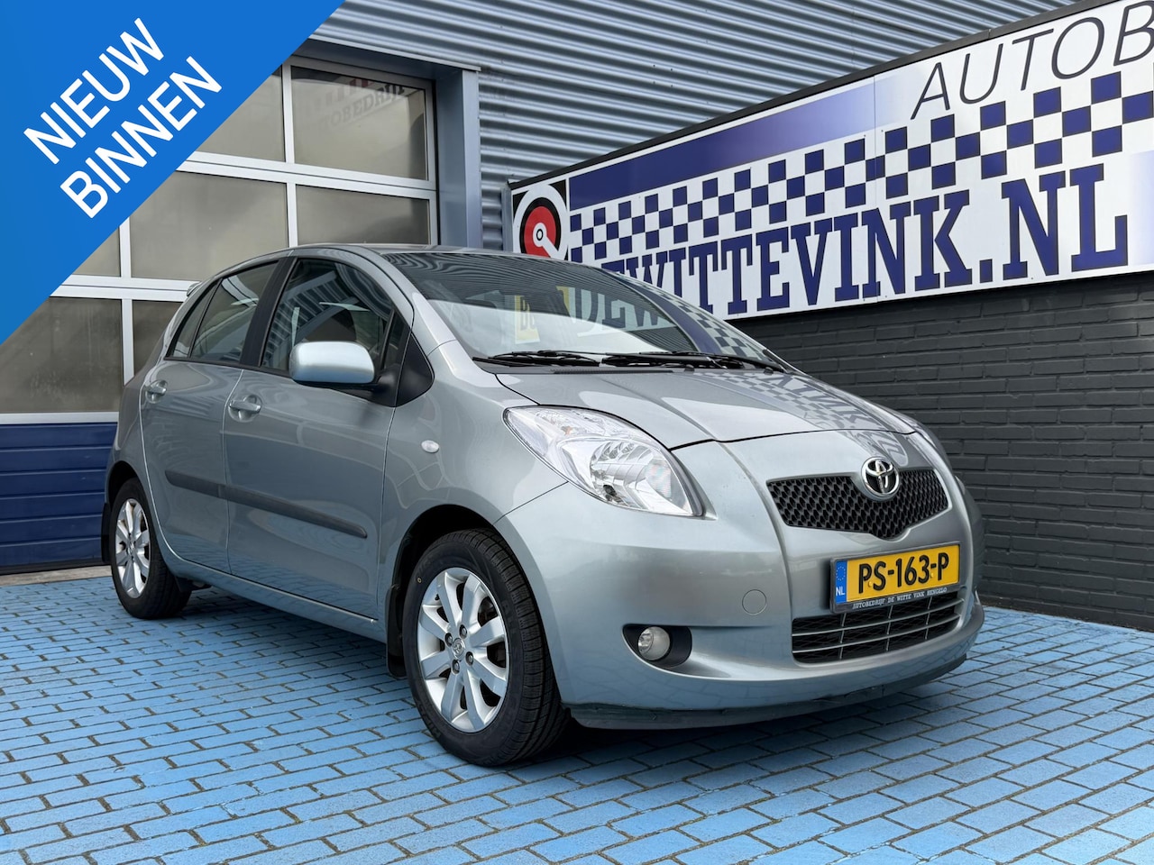 Toyota Yaris - 1.3 VVTi Cool 1.3 VVTi Cool - AutoWereld.nl