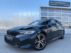 BMW 3-serie Touring - 330e / facelift/ m pakket/ head up / panoramdak / led