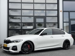 BMW 3-serie - 330e High Executive / M-Sport / Pano / LASER / L
